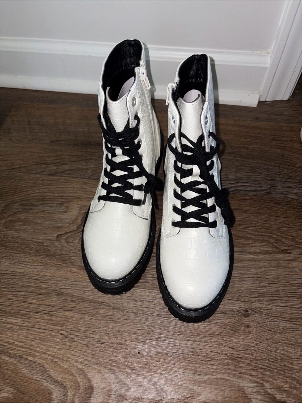 True Craft White Croc-Embossed Combat Boots with Black Laces